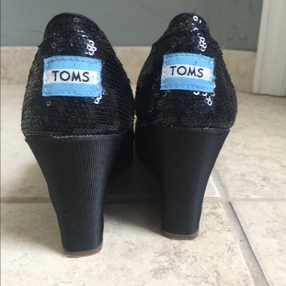 Toms Black Sequin Shoes - Picture 1 of 4